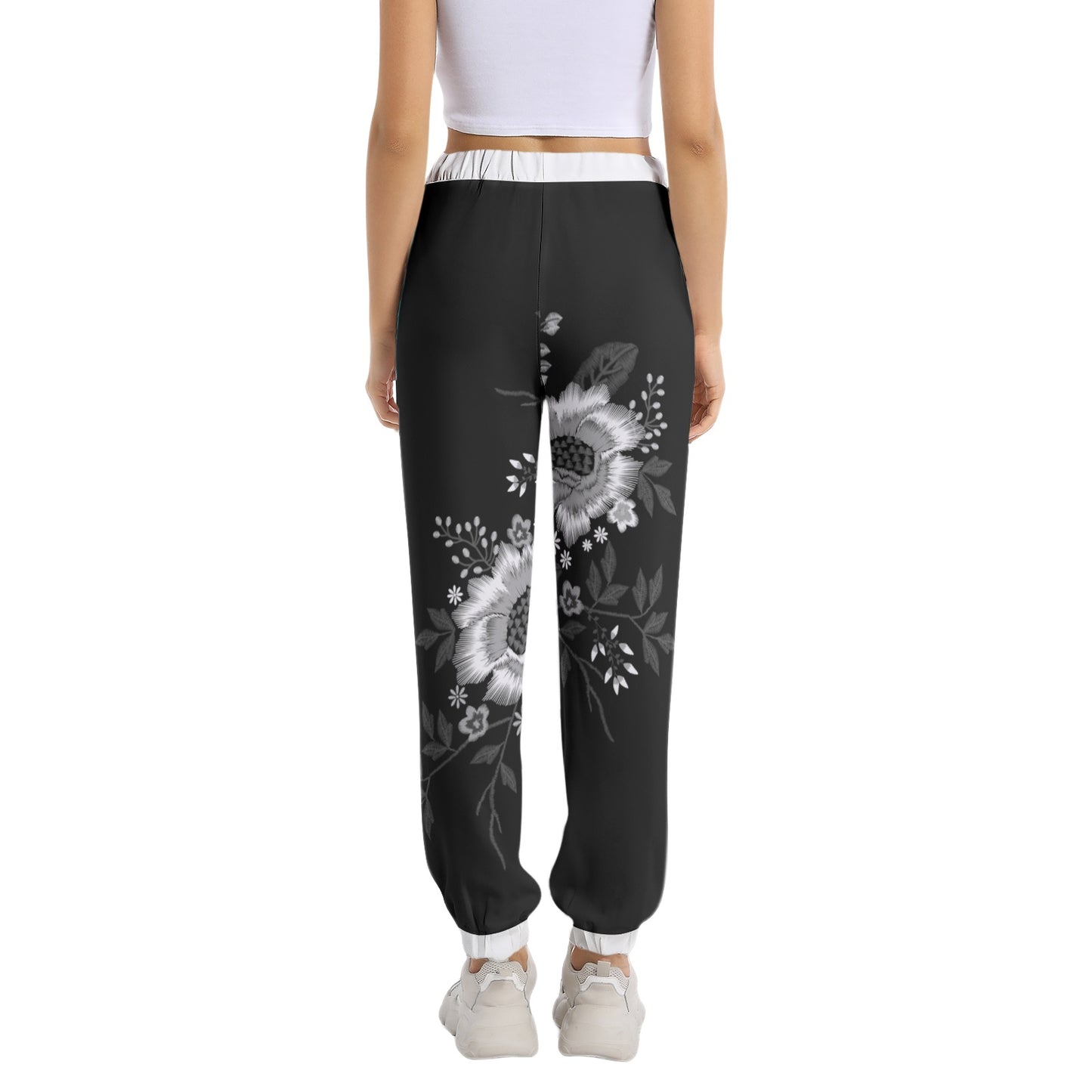Elastic Waist Tapered Sweatpant